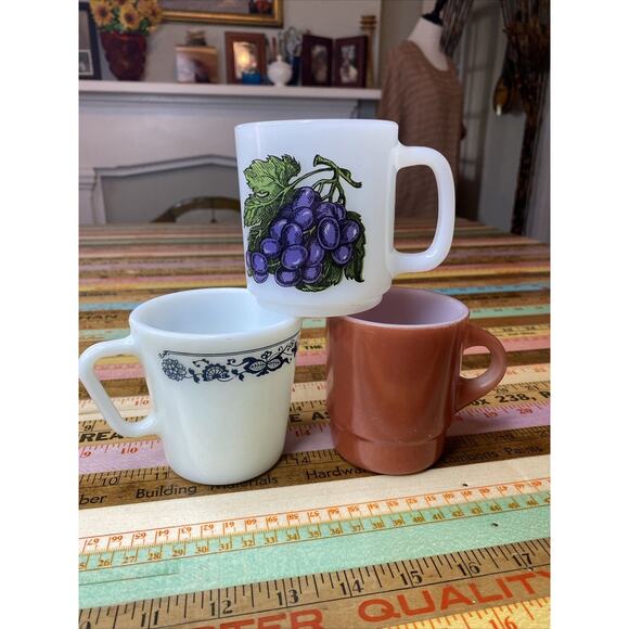 VINTAGE Lot Of 3 PYREX Coffee Mug Glasbake Fire King Milk Glass MCM - Picture 1 of 14